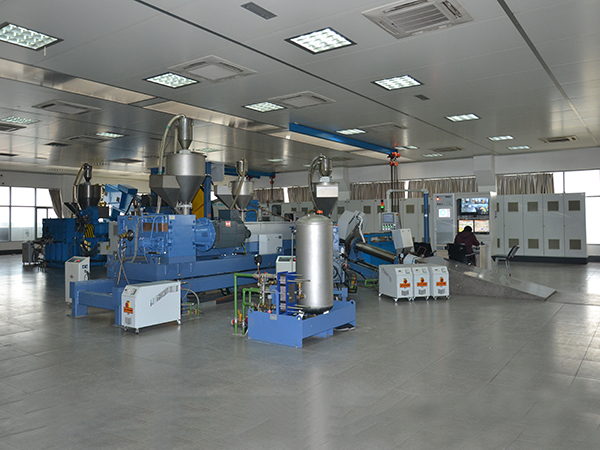 中压电缆悬链出产线